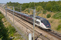 TGV PSE an der LGV Nord in der Nähe vom Gare TGV Haute Picardie.  © 14.09.2016 Andre Werske