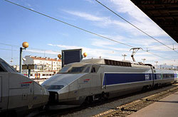 Zwei TGV-PSE in Marseille  © 10/2000 Andre Werske