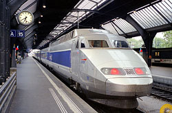 TGV-PSE in Zürich  © 07/1999 Andre Werske