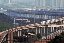 Südlich vom Bahnhof Zhengzhoudong.   © 23.08.2019 Wikipedia: Windmemories