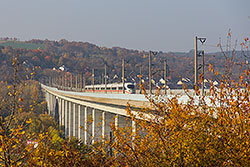 ICE 3 auf der Maintalbrücke bei Veitshöchheim  © 31.10.2015 Andre Werske