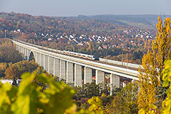 ICE T auf der Maintalbrücke bei Veitshöchheim  © 11.10.2015 Andre Werske