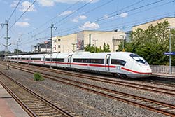 ICE 3neo Baureihe 408 im Bahnhof Siegburg/Bonn  © 16.06.2023 Andre Werske