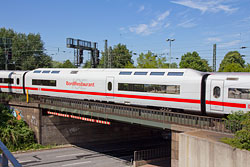 ICE 1 Bordrestaurant bei Hamburg Hbf  © 28.06.2011 Andre Werske