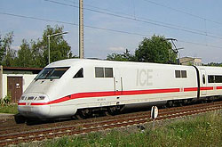 ICE-1 in Winterhausen