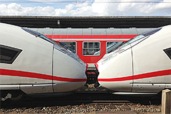 ICE 3, Baureihe 407 in Doppeltraktion bei Versuchsfahrten in Würzburg Hbf.  © 24.06.2014 André Werske