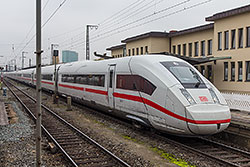 ICx Prototyp in Würzburg Hbf.  © 29.10.2015 Andre Werske