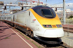 Eurostar verlässt den Bahnhof Lyon Part Dieu