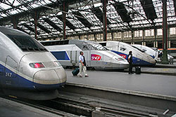 TGV-Züge im Bahnhof Paris Nord  © 19.07.2005 Andre Werske