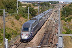 TGV Duplex an der LGV Nord in der Nähe vom Gare TGV Haute Picardie.  © 14.09.2016 Andre Werske