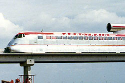 Aérotrain I80 Haute Vitesse – 03/1974 © Photo Société Bertin - Collection personnelle