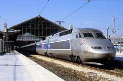 TGV Reseau in Marseille  © 09/2003 Andre Werske
