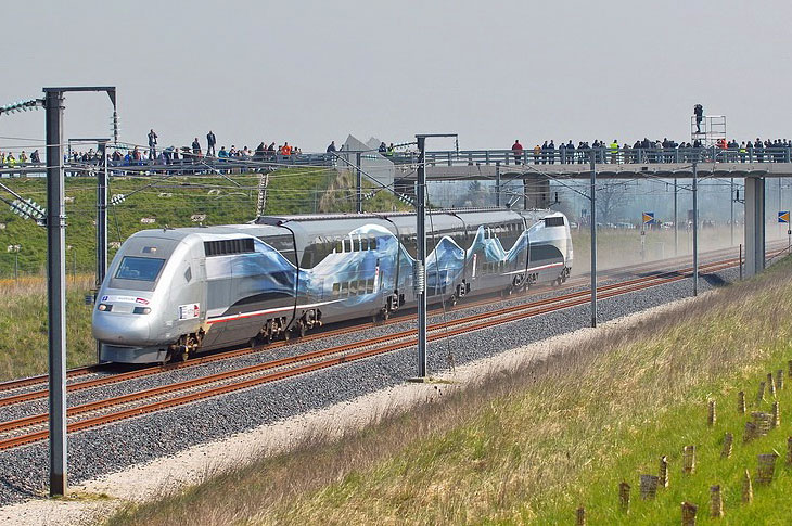 Mes trains en 3D - Page 2 Tgv-v150-02-gr