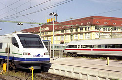 Cisalpin ETR 470 und ICE-T in Singen  © 07/1998 Andre Werske