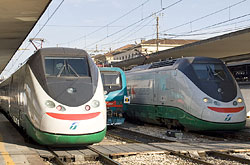 Zwei ETR 500P in Bologna
