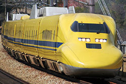 Shinkansen Messzug "Doctor Yellow" Serie 700 (Nr.923) von JR Central