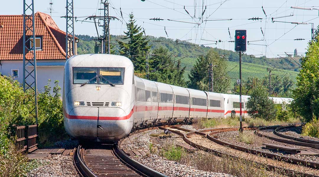 ICE 2 in Winterhausen