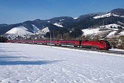 railjet 650 bei Kindberg auf der Südbahn  ©  Lukas Kriwetz