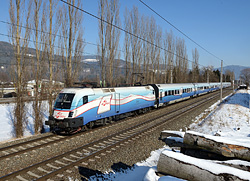 railjet 537 "Ski Austria" bei Foirach  © 04.02.2015 Lukas Kriwetz