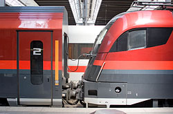 Railjet Verbindung zwischen Lok und Wagen