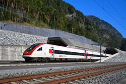 ICN am Gotthard-Basistunnel.  © 18.04.2022 Matthias Kümmel