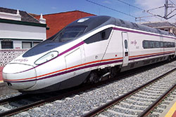 Avant Serie 114 im Bahnhof "Valladolid-Campo Grande"