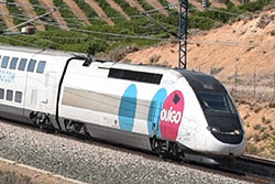 TGV Euroduplex, Ouigo Serie 310 216 bei Epila, Spanien.  © 17.05.2023 Peider Trippi